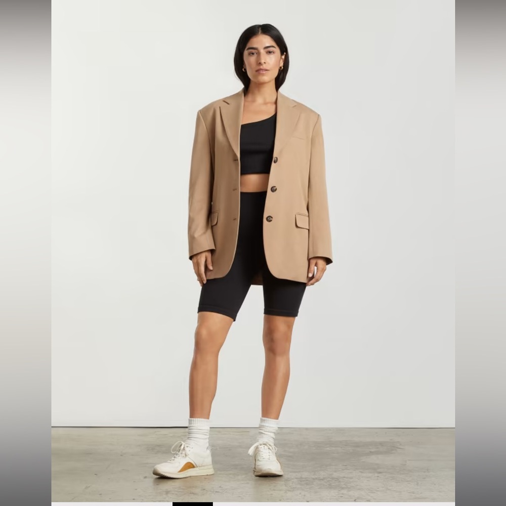 Everlane The 80's Blazer in Ash Brown Size 8 Long Sleeve Pockets Notch Formal